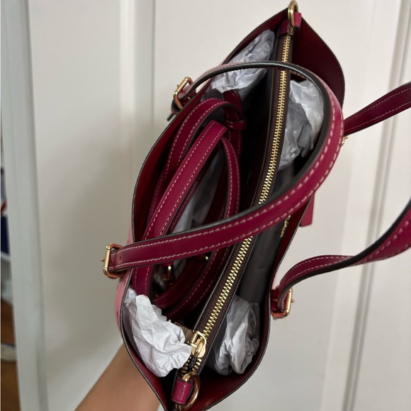 Coach Mollie Tote Cherry - Picture 5 of 7